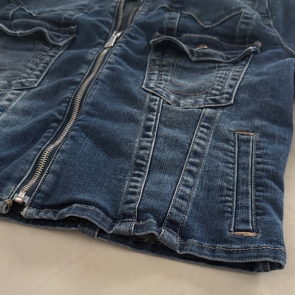 True Religion Y2K  Slim Jimmy Dark Blue Jean Jacket frayed collarless neck - Picture 11 of 16